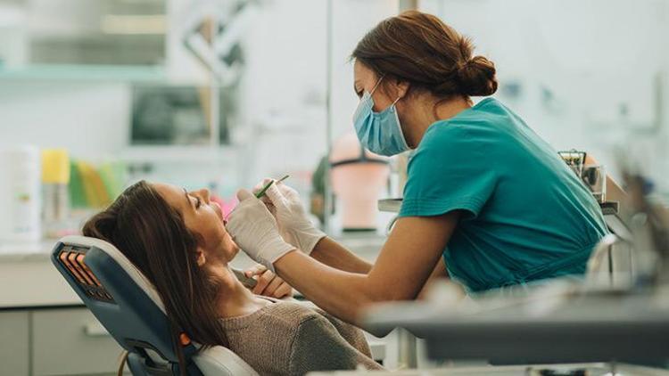 20 Yaş Dişleri ve Çene Sağlığı: Çekim Gerekliliği ve Süreci