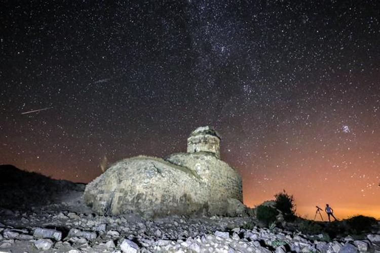 2023 Lyrid Meteor Yağmuru: Gök Olayları ve İzleme Fırsatları