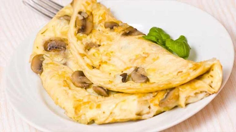 23. Gün Sahur Menüsü: Yulaflı Poğaça, Mantarlı Yumurta ve Karadut Kompostosu