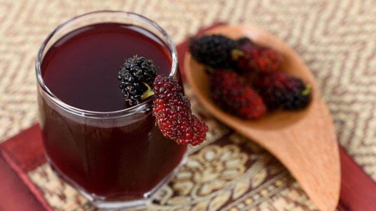 5. Gün Sahur Menüsü: Yumurta Dolması, Peynirli Pide ve Karadut Suyu