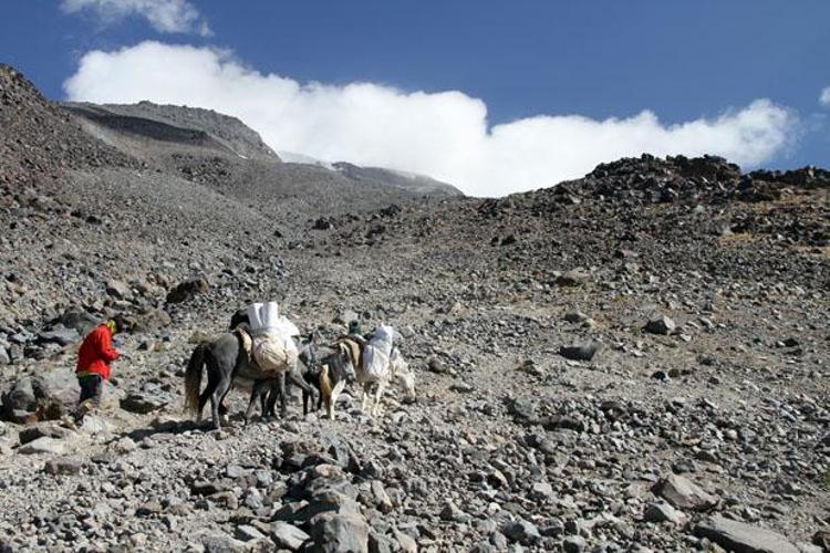 Ağrı Dağı'na Resmi Tırmanış Heyecanı