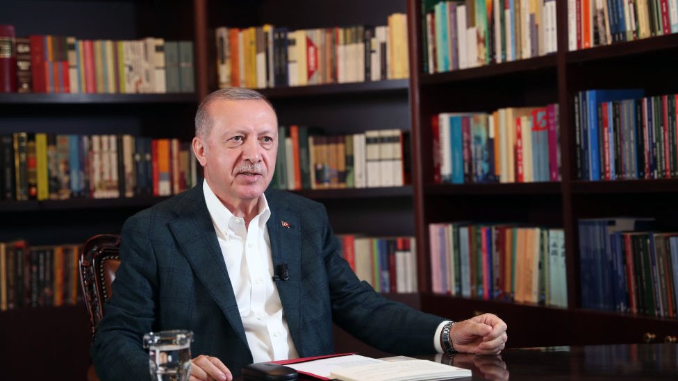 'Yalan Haberlerin Önlenmesi İçin Şeffaflık Şart'