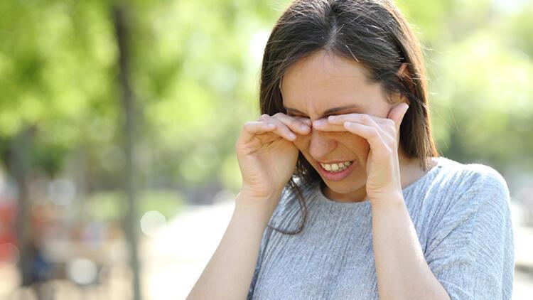 Alerji Nedir? Alerjik Rinit Belirtileri ve Tedavi Yöntemleri
