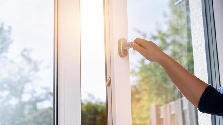 Alerji Nedir? Alerjik Rinit Belirtileri ve Tedavi Yöntemleri