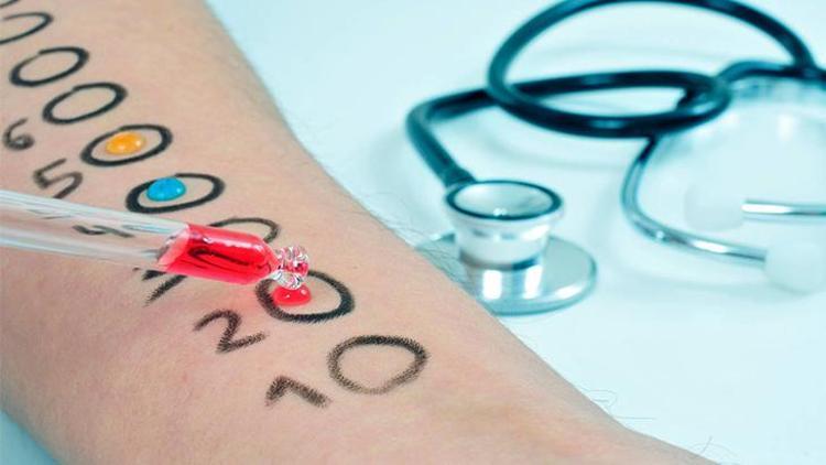 Alerji Nedir? Alerjik Rinit Belirtileri ve Tedavi Yöntemleri