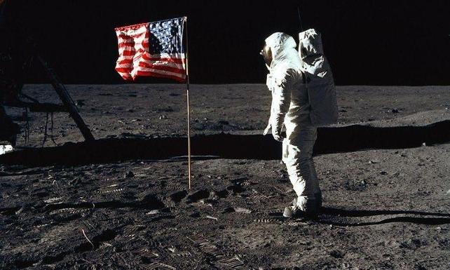 Amerika Birleşik Devletleri'nin Ay'a Yolculuğu