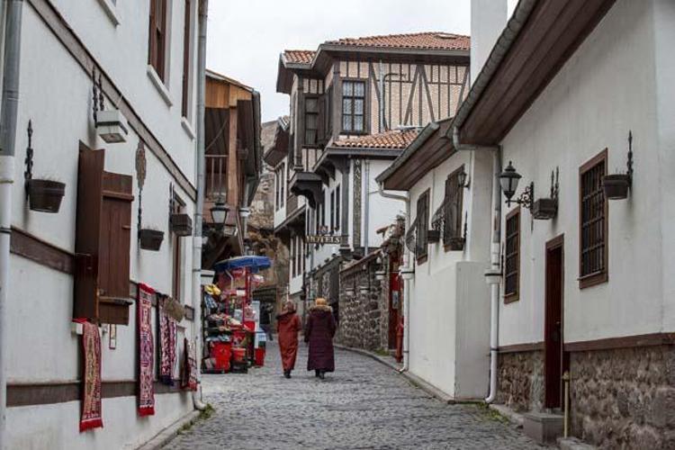Ankara'nın Tarihi Kalesi ve Mahalle Kültürü