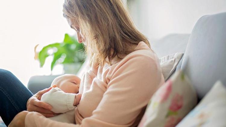 Anne Sütünün Önemi ve Emzirmenin Faydaları
