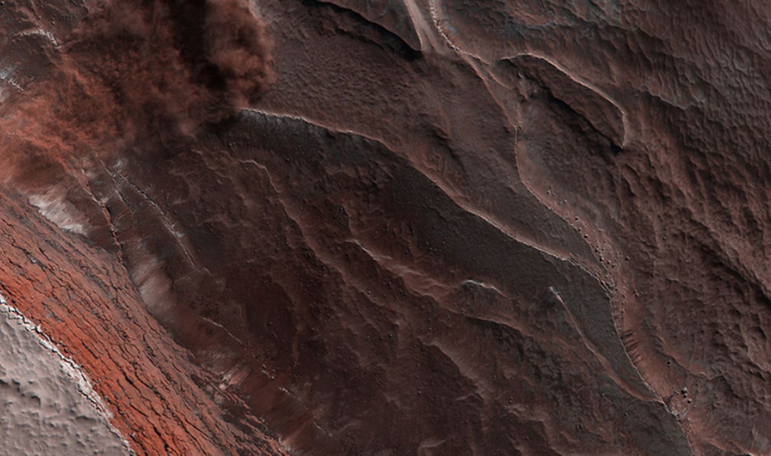 Antik Mars Meteoriti Üzerinde Su Kökenleri Araştırması