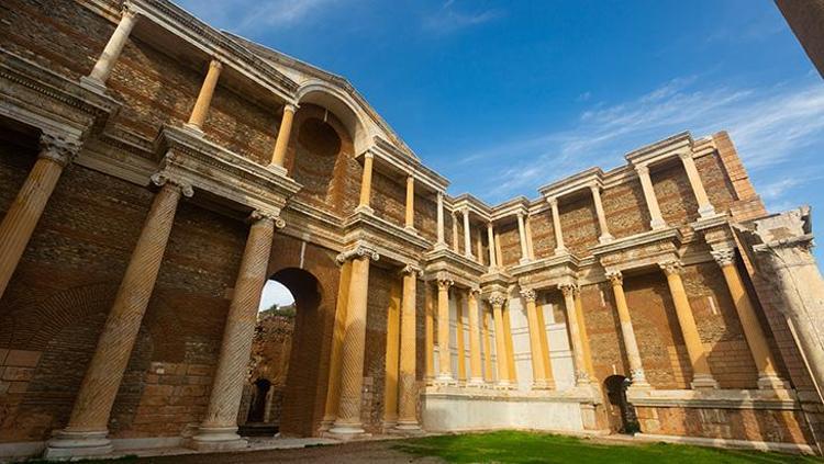 Antikçağ'da Spor ve Eğitim: Gymnasion ve Stadionlar