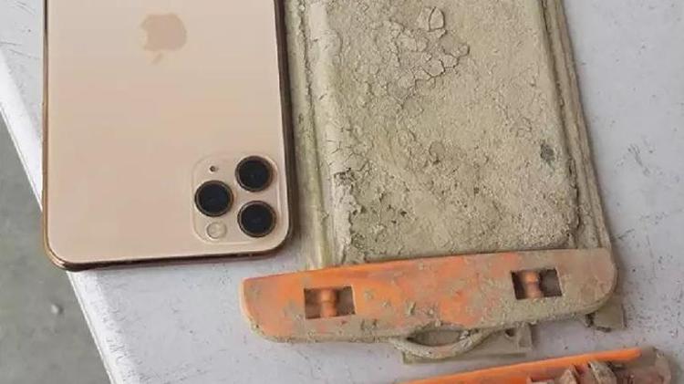 Bir Yıl Sonra Bulunan iPhone 11 Pro Max