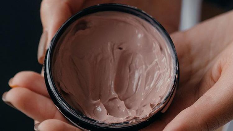 Çikolatanın Cilde Faydaları ve Doğal Bakım Tarifleri