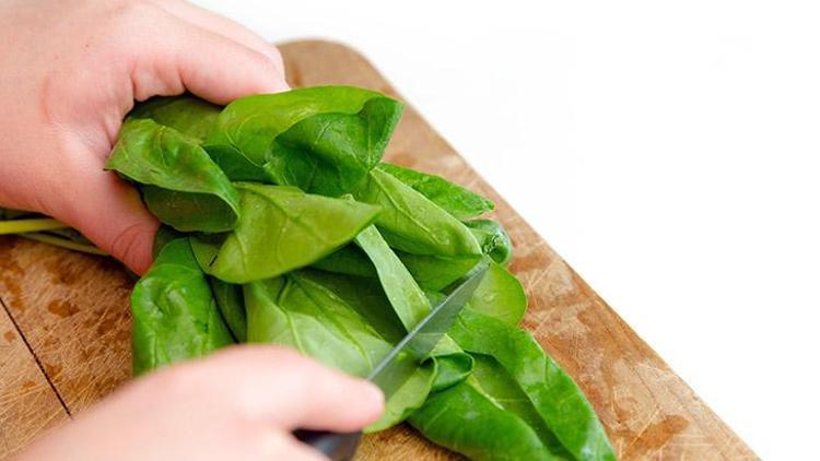 Cildinizi Güzelleştiren Sağlıklı Salata Tarifi