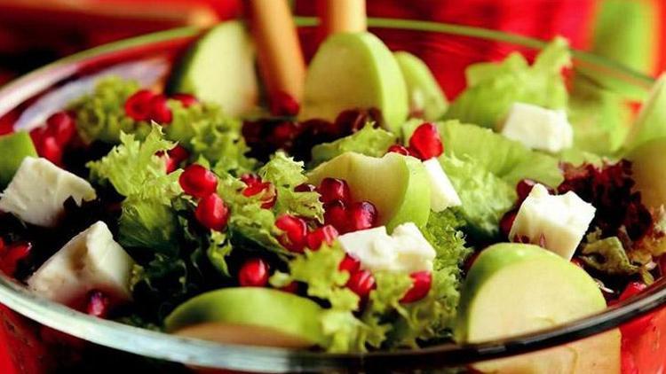 Cildinizi Güzelleştiren Sağlıklı Salata Tarifi