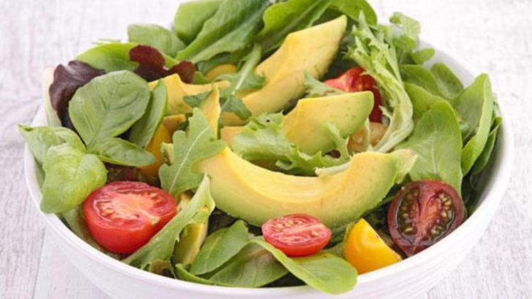Cildinizi Güzelleştiren Sağlıklı Salata Tarifi