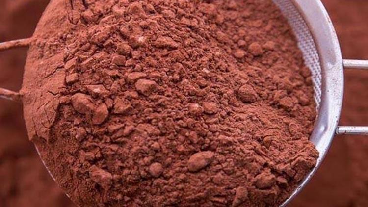 Diş Beyazlatma Yöntemleri: Doğal ve Etkili Çözümler