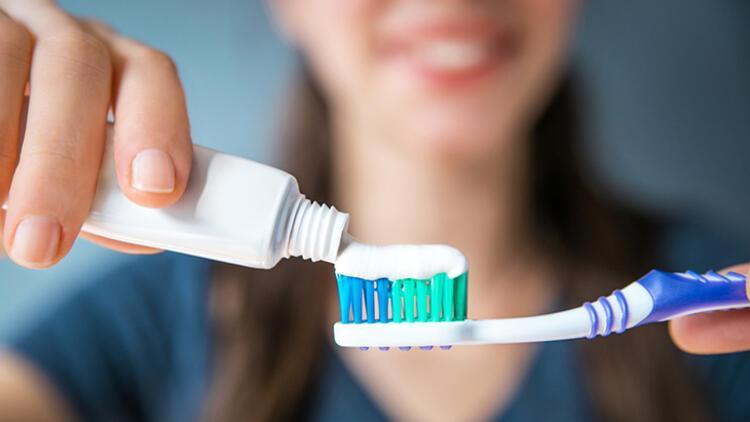 Diş Eti Kanamaları ve C Vitamini İlişkisi