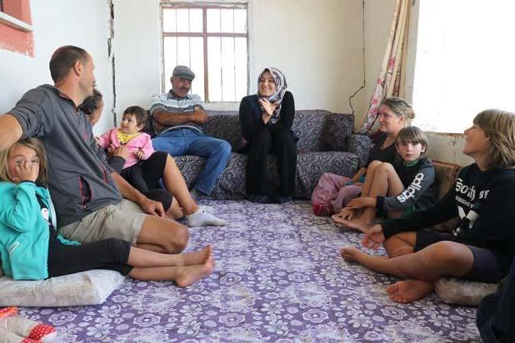 Dünya Turuna Çıkan Aileler: Karavanla Türkiye'de Unutulmaz Anılar