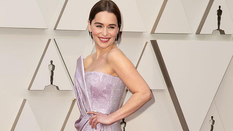 Emilia Clarke'ın Cilt Bakım Sırları
