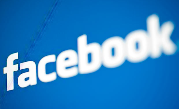 Facebook, Fotoğraflara Çift Tıklama ile Beğeni Göndermeyi Sağlıyor
