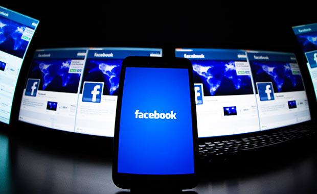 Facebook, Fotoğraflara Çift Tıklama ile Beğeni Göndermeyi Sağlıyor