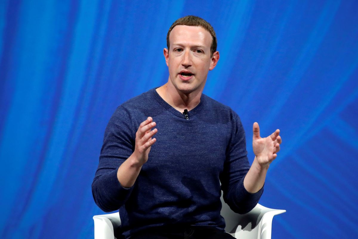 Dünya'nın En Büyük Sosyal Ağı: Facebook