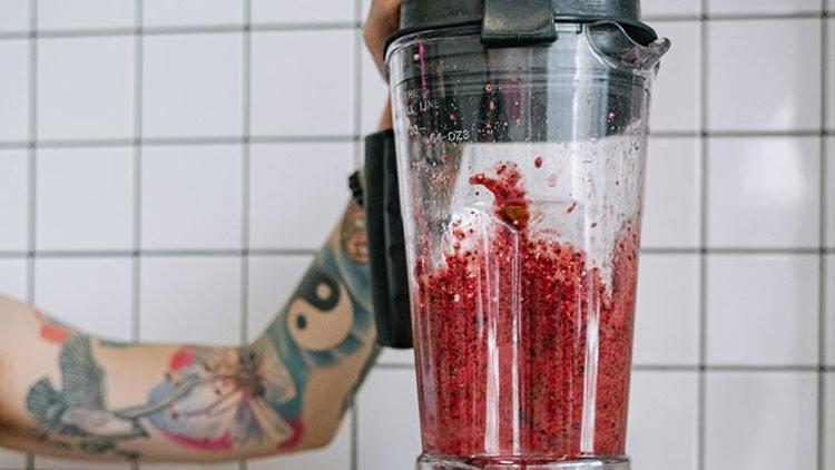 Genç ve Sağlıklı Cilt İçin Lezzetli Smoothie Tarifi
