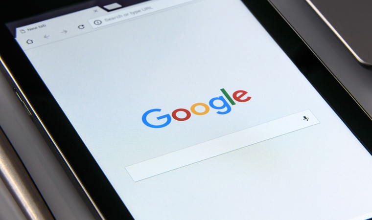 Google'dan Arama Motoru Tercihleri Açık Artırması Sonuçları