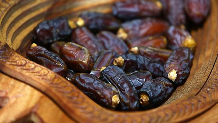 Hurma: Sağlık Faydaları ve Tüketim Önerileri
