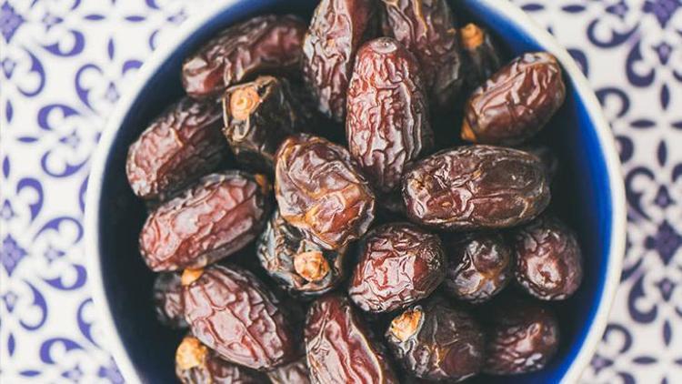 Hurma: Sağlık Faydaları ve Tüketim Önerileri