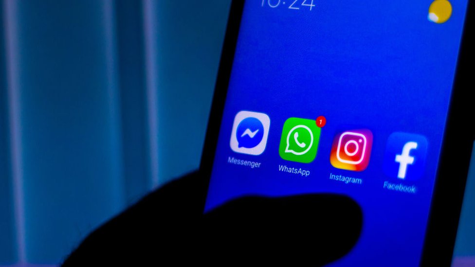 Instagram Kullanıcıları Artık Messenger ile Mesajlaşabiliyor