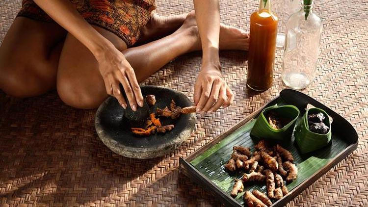 Jamu: Endonezya'nın Geleneksel Şifalı İçeceği