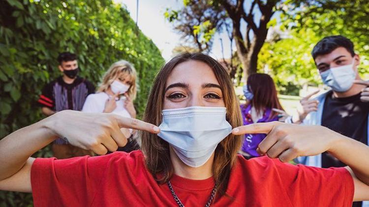 Kalabalık Stresi ile Baş Etme ve Sosyalleşme İpuçları
