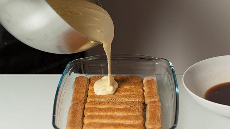 Kolay Kedi Dili Tiramisu Tarifi