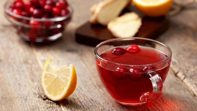 Lezzetli ve Sağlıklı Meyve Çayları Tarifleri