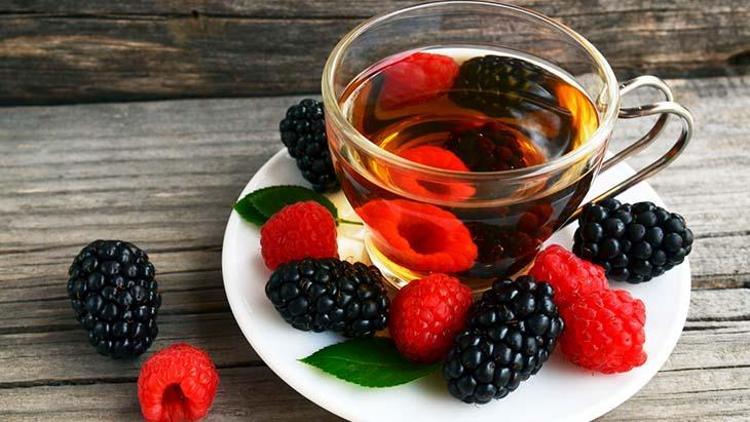 Lezzetli ve Sağlıklı Meyve Çayları Tarifleri