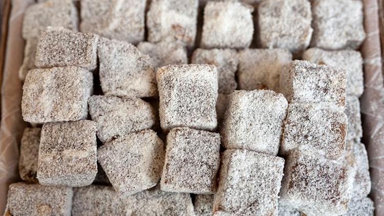Lokum: Osmanlı'dan Günümüze Tatlı Bir Gelenek