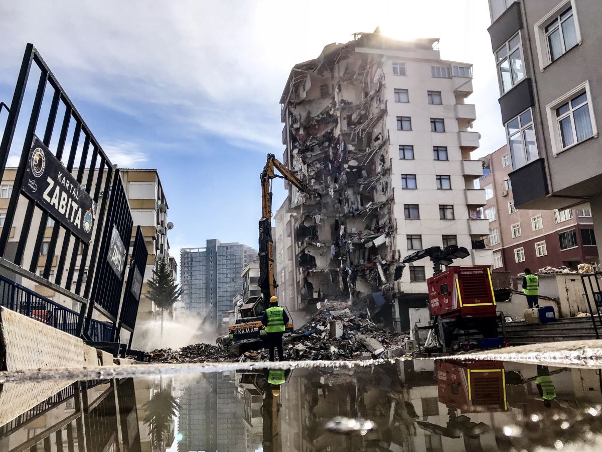 İzmir Örneği: Uygulama Aşamasındaki Eksiklikler