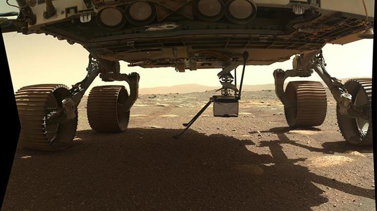 Mars'ta Tuhaf Kaya Keşfi ve Uzay Araştırmaları