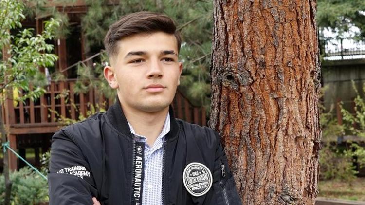Mustafa Mert Topal, Apple'ın Reklam Yüzü Oluyor