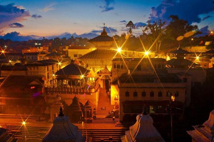 Nepal: Himalayalar ve Kültürel Miras