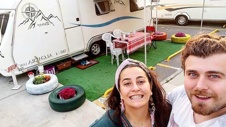 Karavanda Yaşamaya Geçiş: Öztürk Ailesi ile Röportaj
