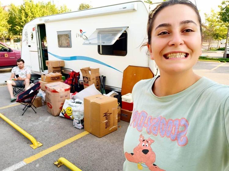 Öztürk Ailesi ile Karavan Yaşamı Üzerine Röportaj