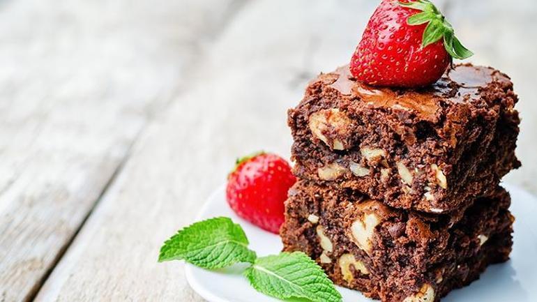 Çilekli Browni