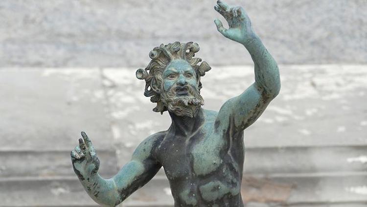 Pompeii: Tarihin Kayıp Şehri ve Vezüv Yanardağı'nın Patlaması
