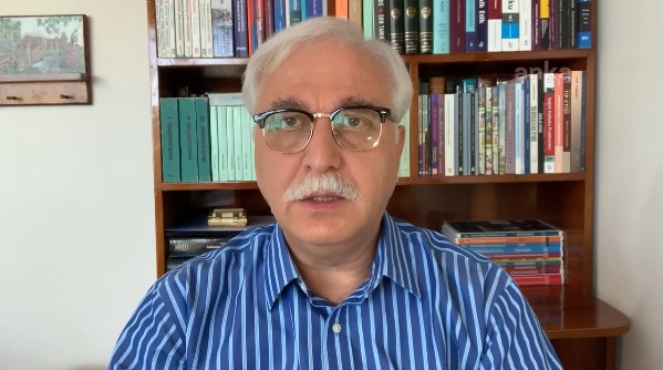 Bilim Kurulu Üyesi Prof. Dr. Tevfik Özlü'den Normalleşme Süreci Uyarıları