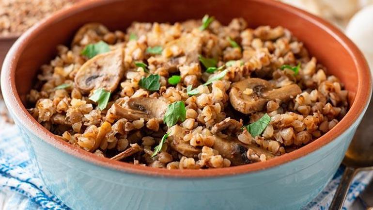 Mantarlı Karabuğday Pilavı