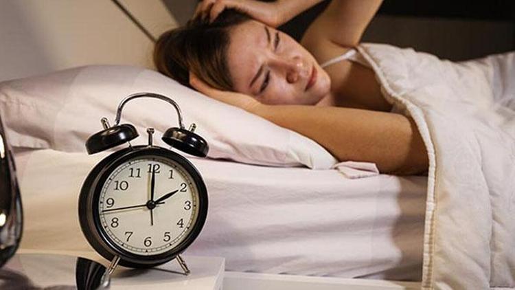Seboreik Dermatit: Belirtileri, Nedenleri ve Tedavi Yöntemleri