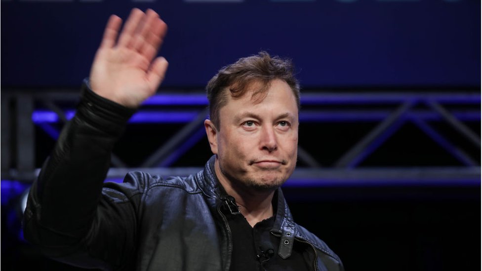 SpaceX'in Crew Dragon Görevi: Uzaya İlk İnsanı Taşıyan Özel Şirket