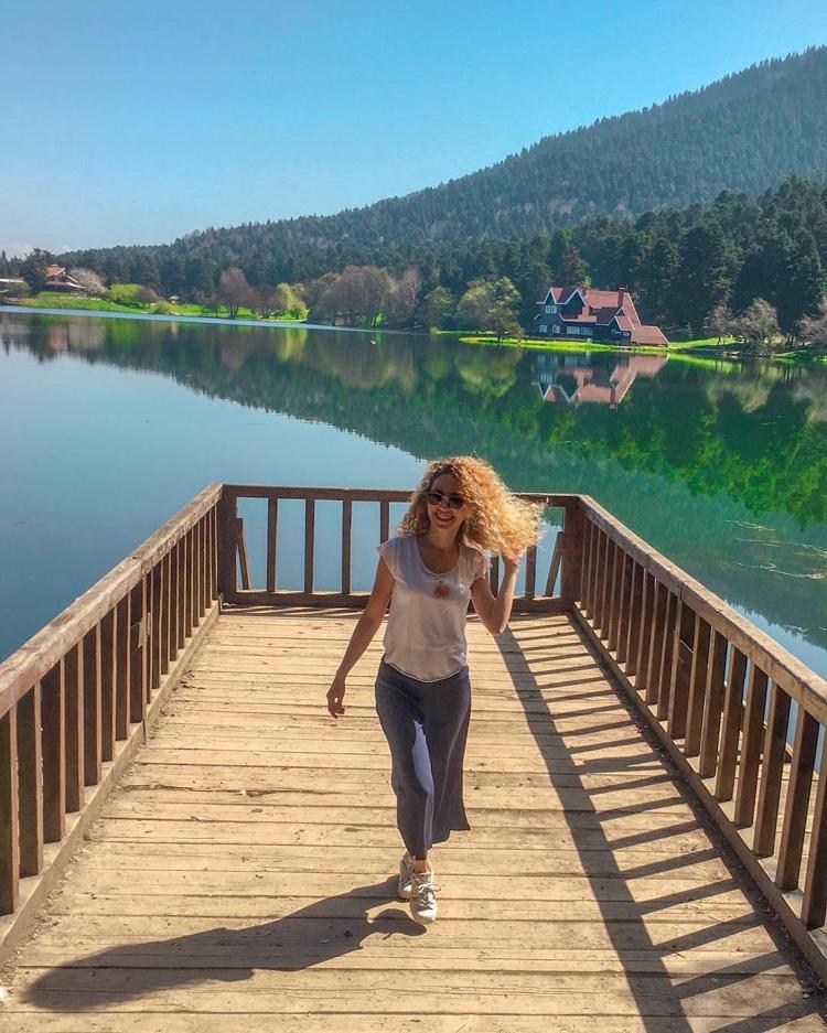 Tam Zamanlı Gezgin Olmanın Hikayesi: Özlem Keşifte